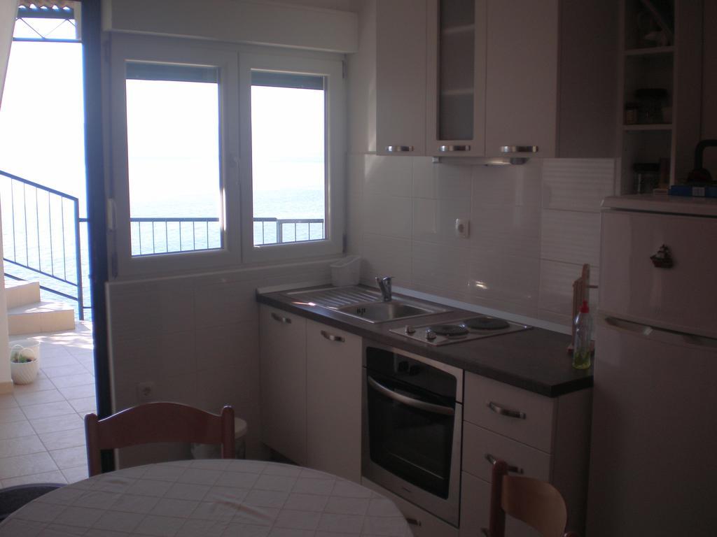 Apartman Pissak Apartment Писак Екстериор снимка
